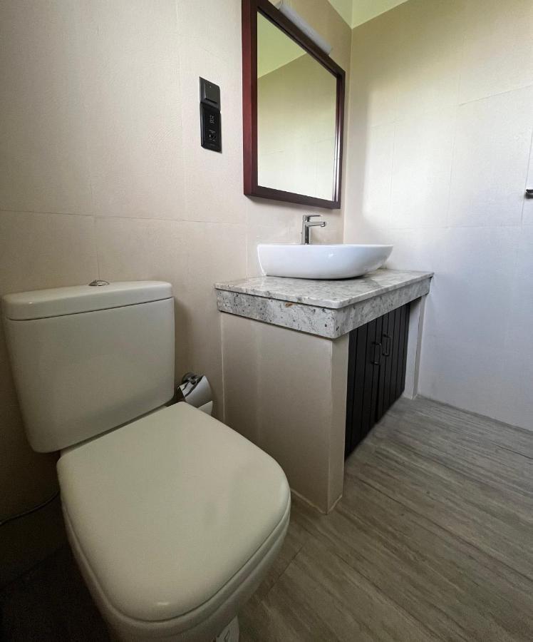 Pamunugama Driftwood Villa מראה חיצוני תמונה