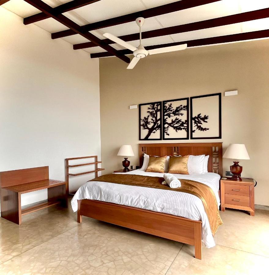 Pamunugama Driftwood Villa מראה חיצוני תמונה