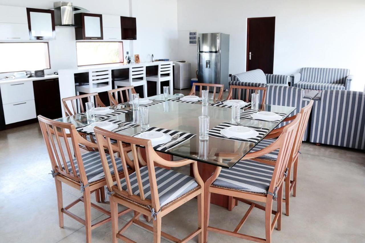 Pamunugama Driftwood Villa מראה חיצוני תמונה