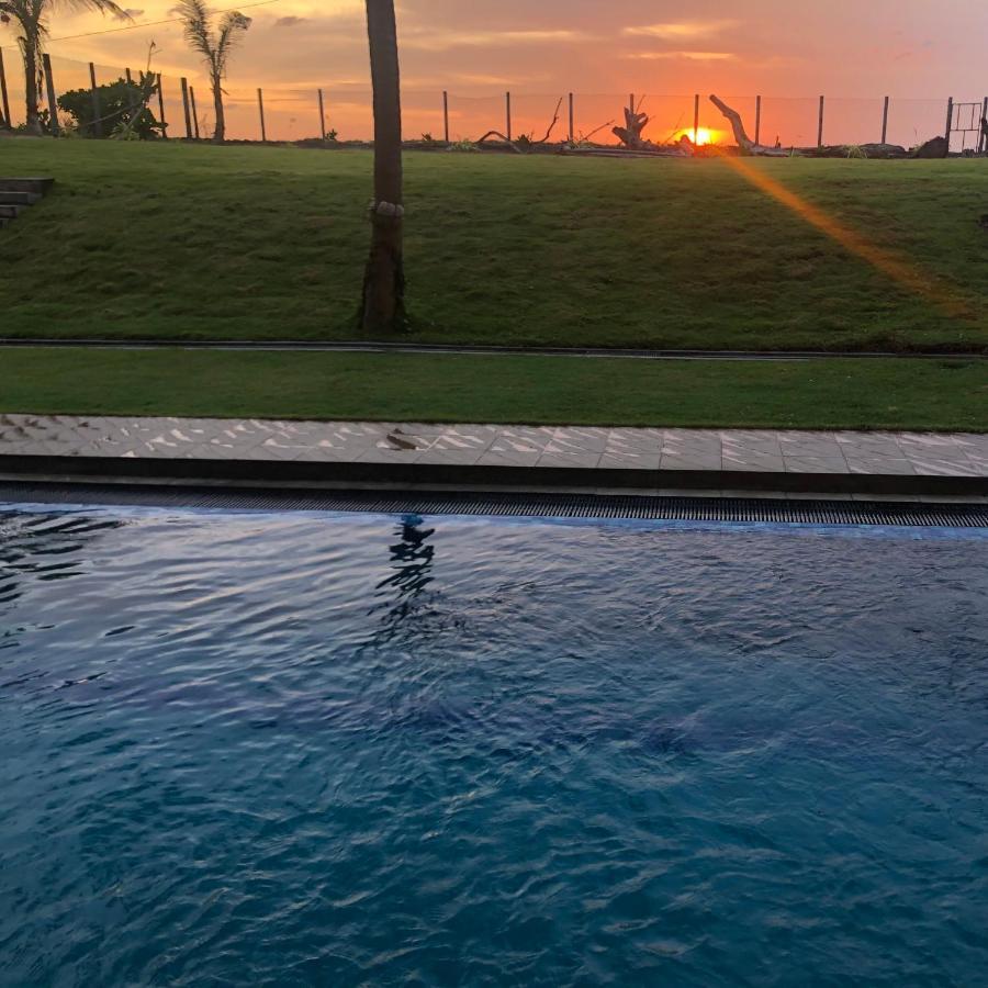 Pamunugama Driftwood Villa מראה חיצוני תמונה